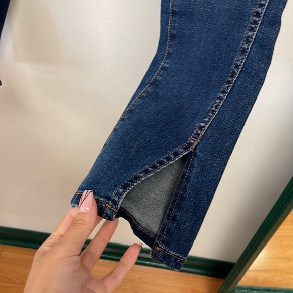 Pilcro and the Letterpress Mid Rise Skinny Jeans by Anthropologie - Picture 8 of 9